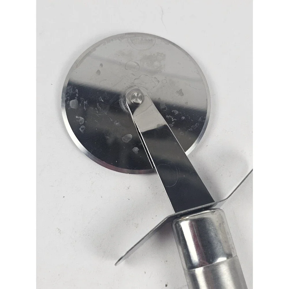 Stainless Steel Pizza Cutter BESTZMWK Brand w/ Handle Hook Finger Guard